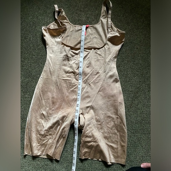 Spanx SLIMPLICITY Underbust Mid Thigh Bodysuit Shaper One Piece Sz XL - Picture 6 of 7